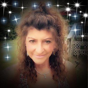 Meet your Posher, Betty jo